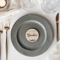 Rundt bordkort med rose